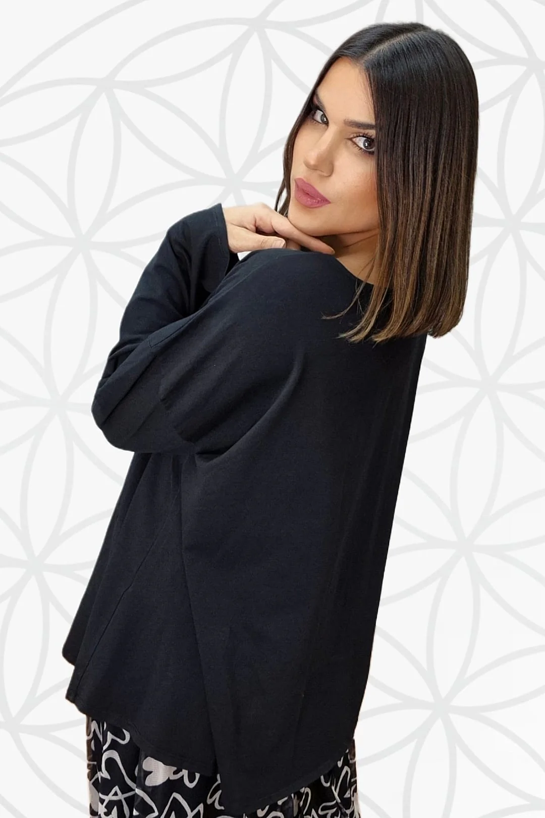 Camiseta Manga Evase Negra