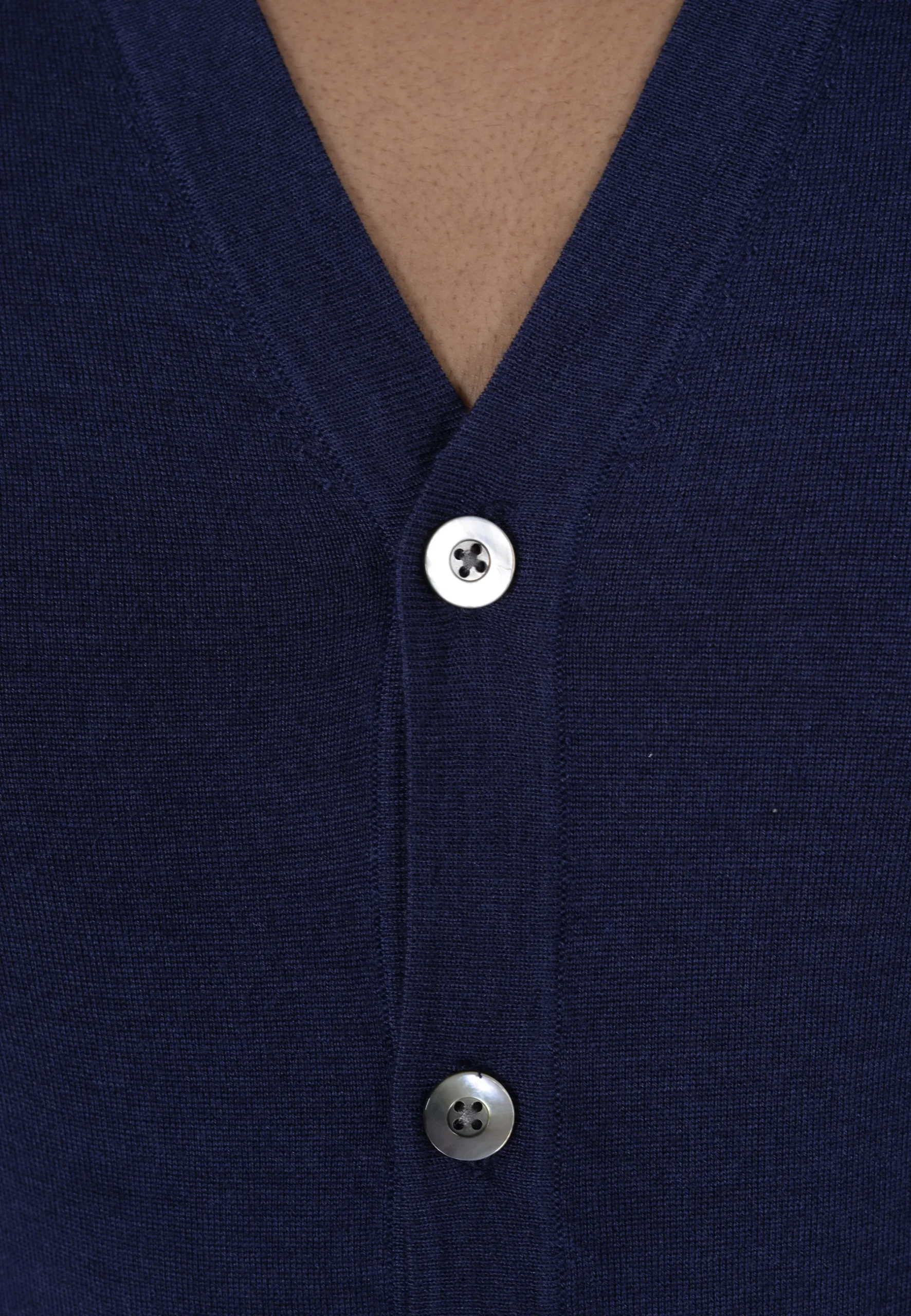 Sweater Azul Botones Blancos H.L. - Imagen 4