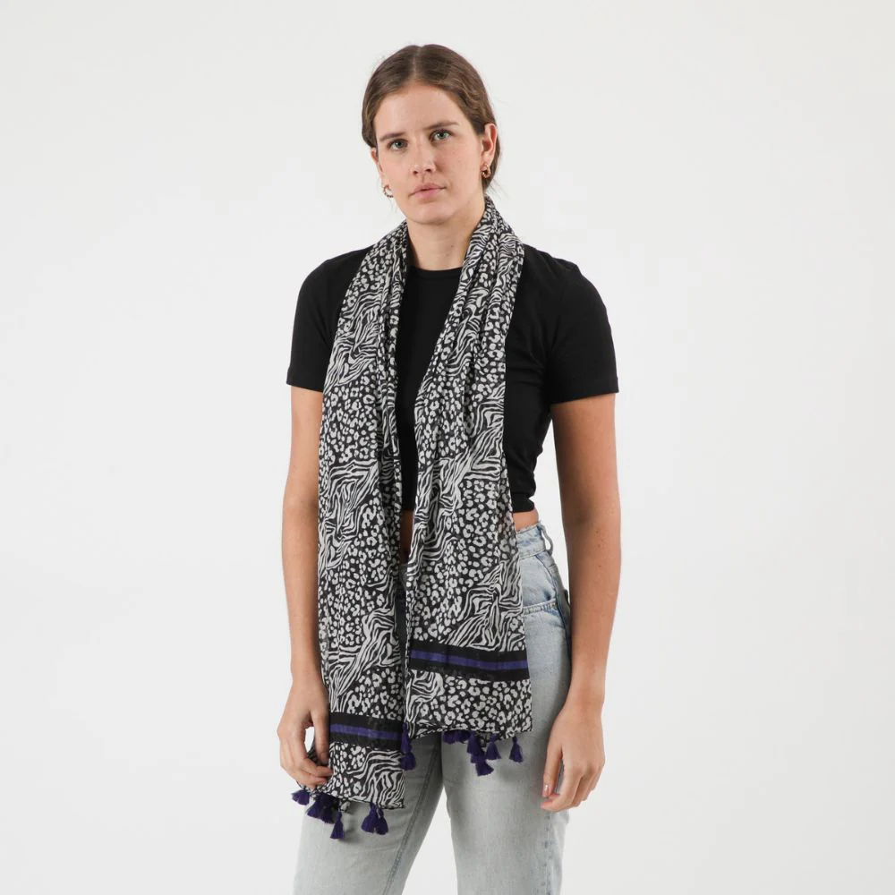 Pañuelo Estampado Azafrán Negro Humana - Imagen 3