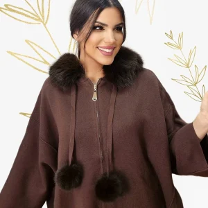 Chaqueta Capucha Pompón Marrón