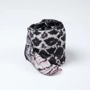 Pañuelo Estampado Attiina Negro Humana