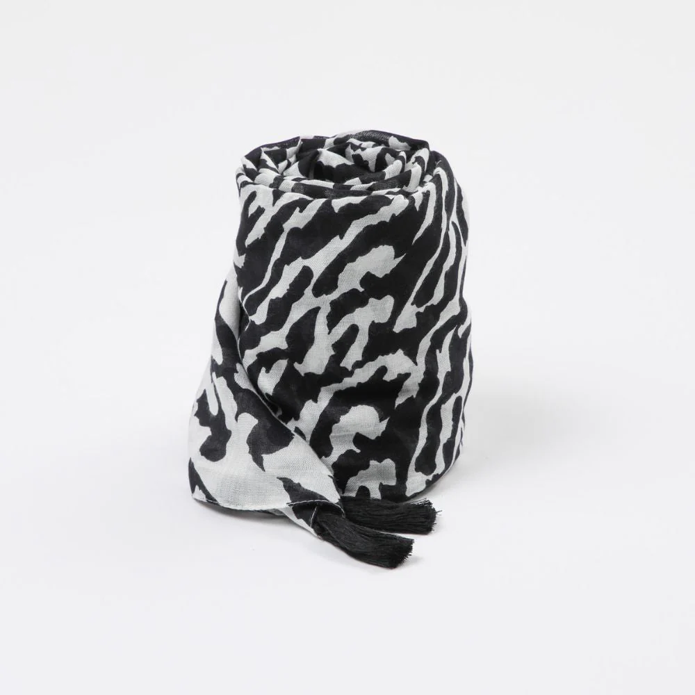 Pañuelo Estampado Amaranto Negro Humana