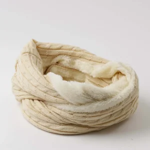 Cuello Blanco Snow Tatienne