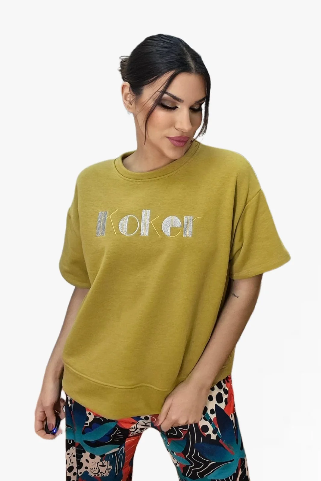 Camiseta Koker Bordado Amarillo - Imagen 7