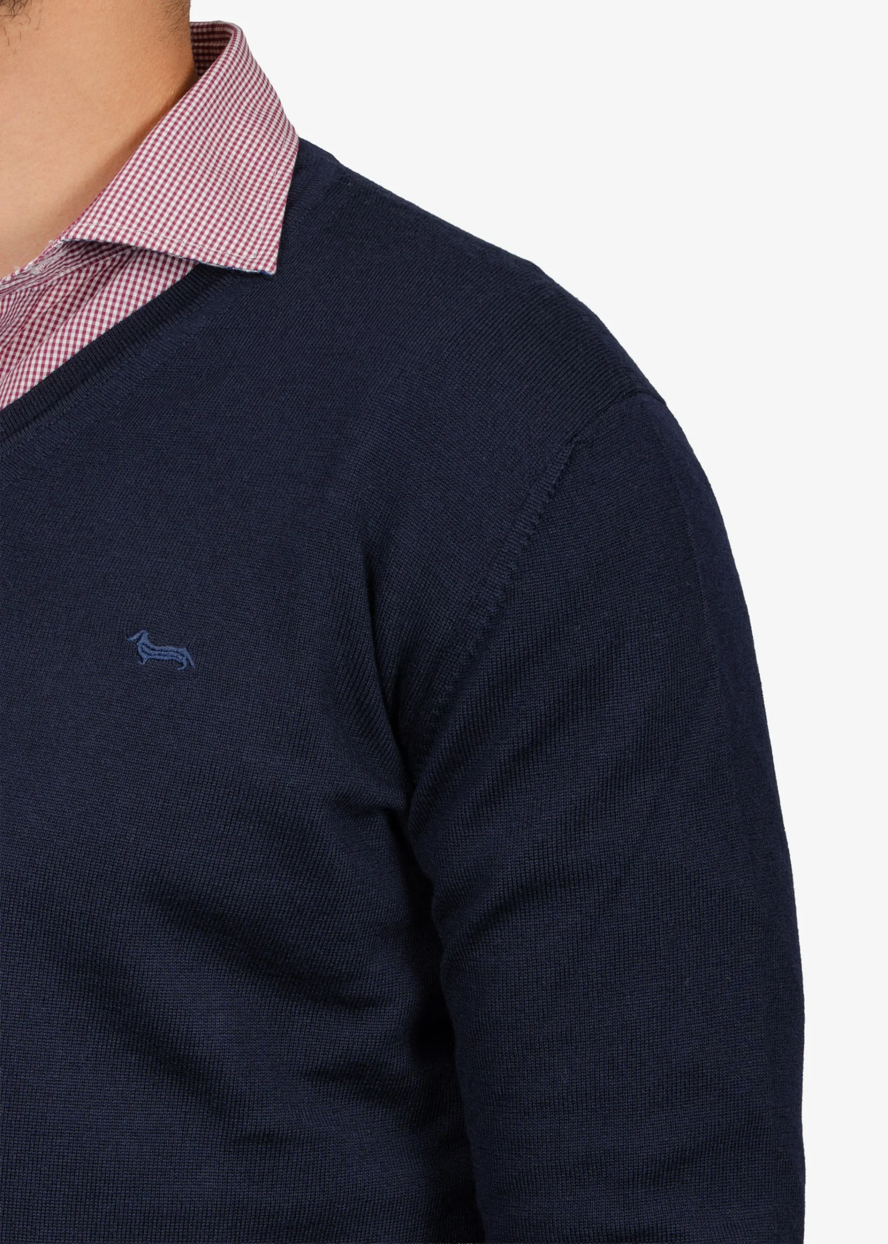 Sweater Clásico Cuello en V Azul Marino H&B - Imagen 4