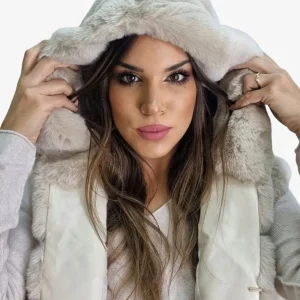 Chaleco Peluche Capucha Beige