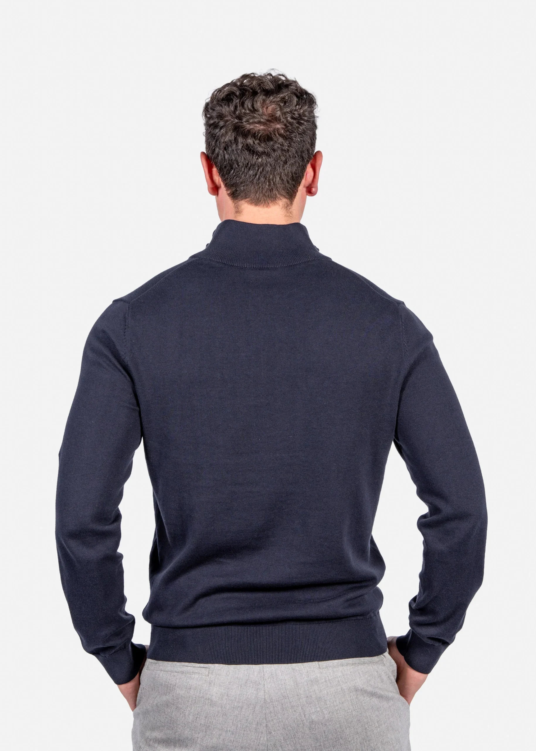 Sweater Clásico Negro P.S. - Imagen 5