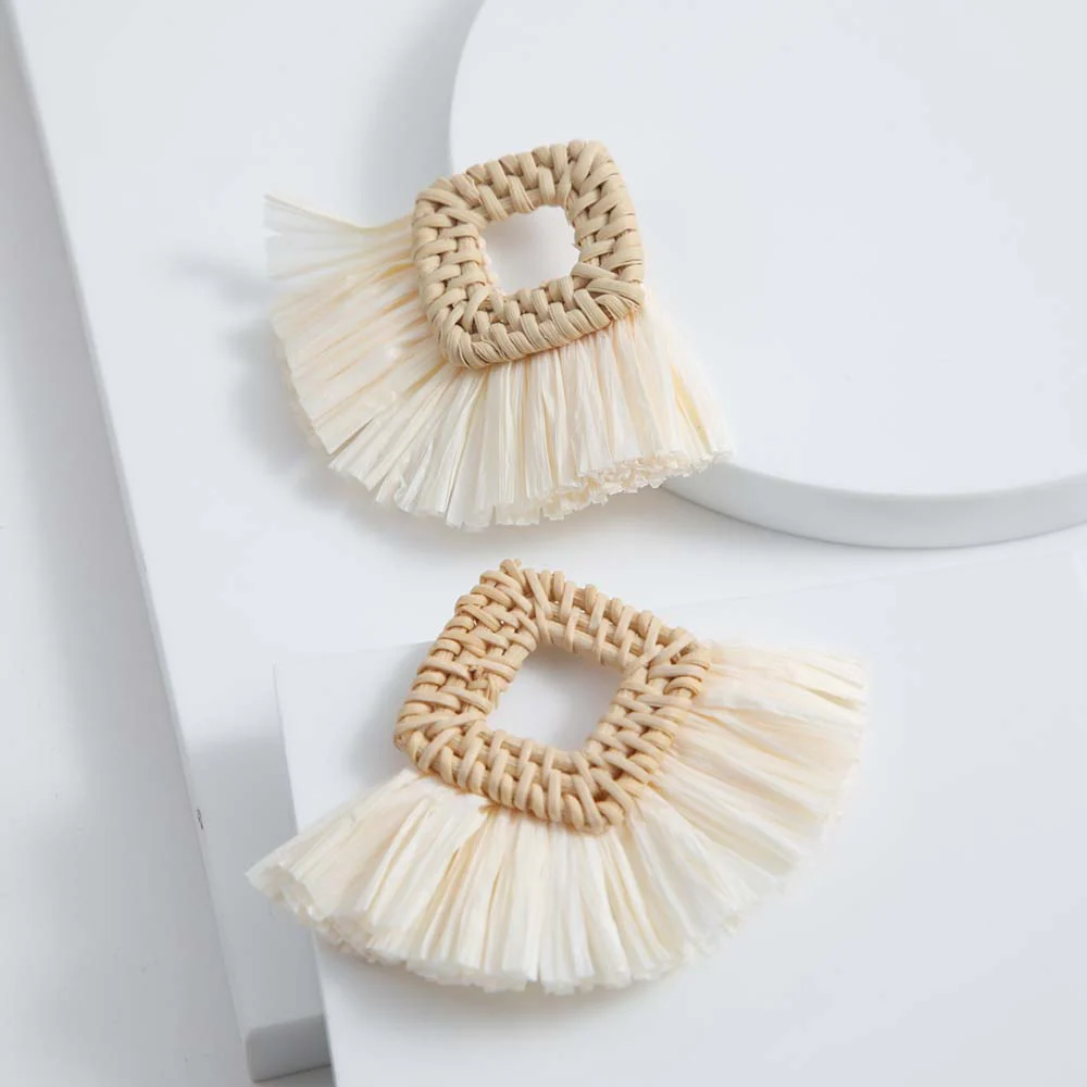 Aros Mediano Escabiosa Beige Humana