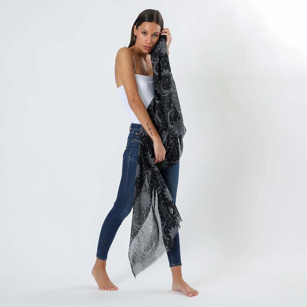 Pañuelo Estampado Astral Negro Humana - Imagen 3