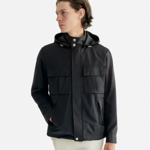 Chaqueta Negra Impermeable C.