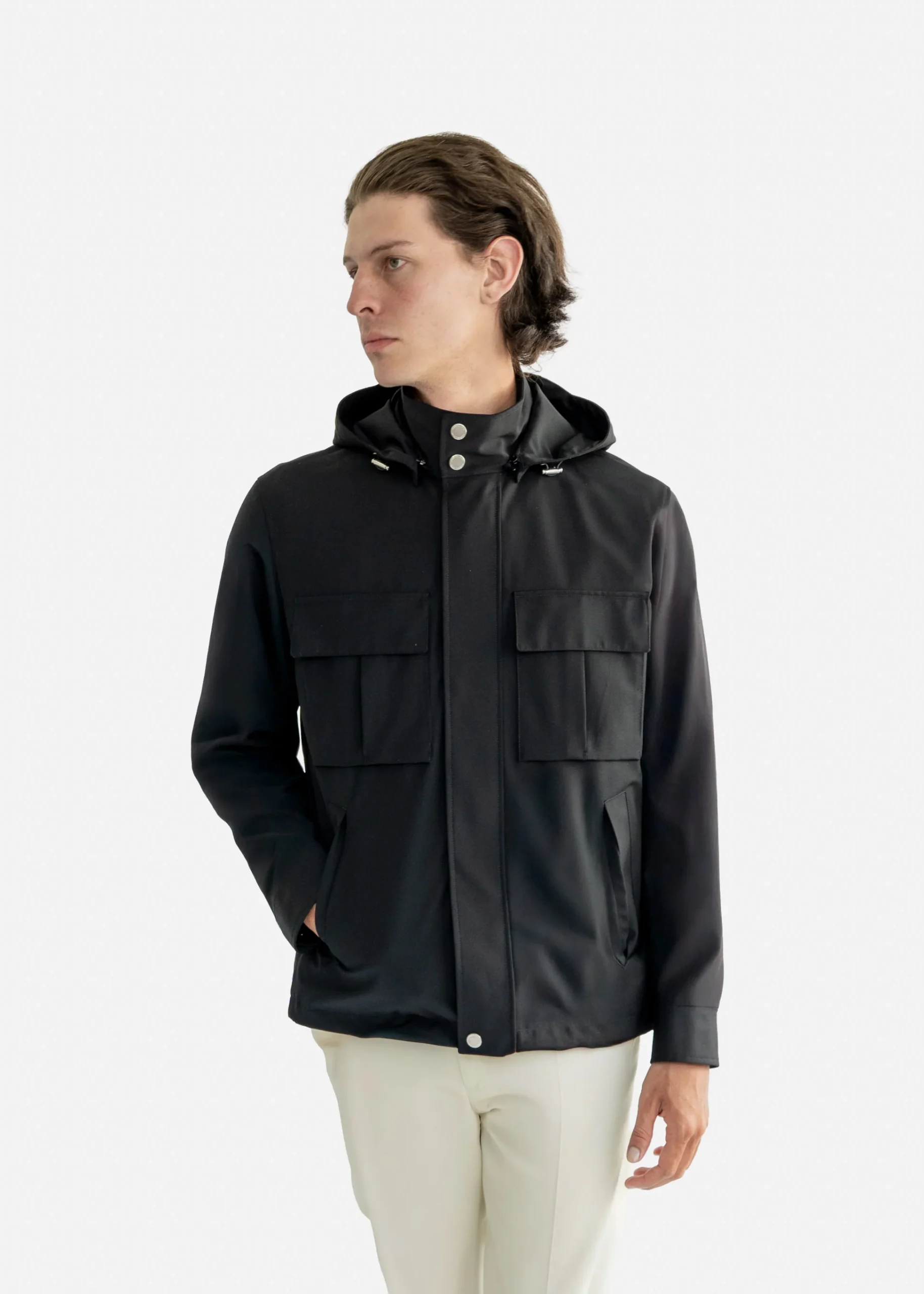 Chaqueta Negra Impermeable C.